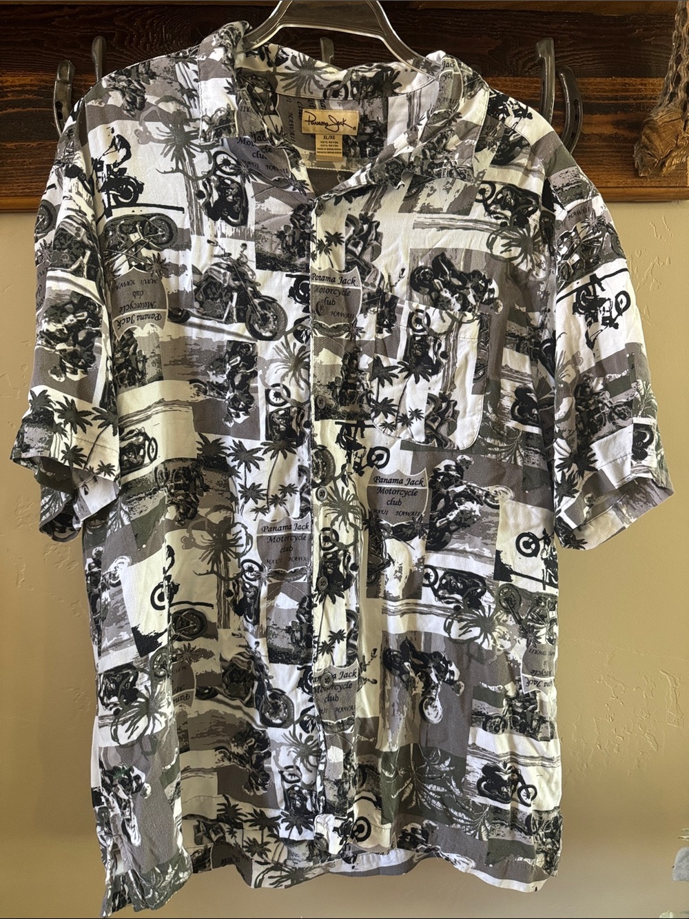 Panama Jack Men's Short-Sleeve Motorcycle Hawaii Print Button-Down White & Gray